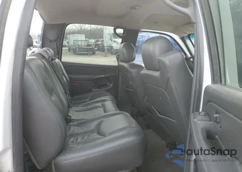 2005 GMC Sierra K2500 Heavy Duty из США, поврежденный, VIN 1GTHK23205F827782